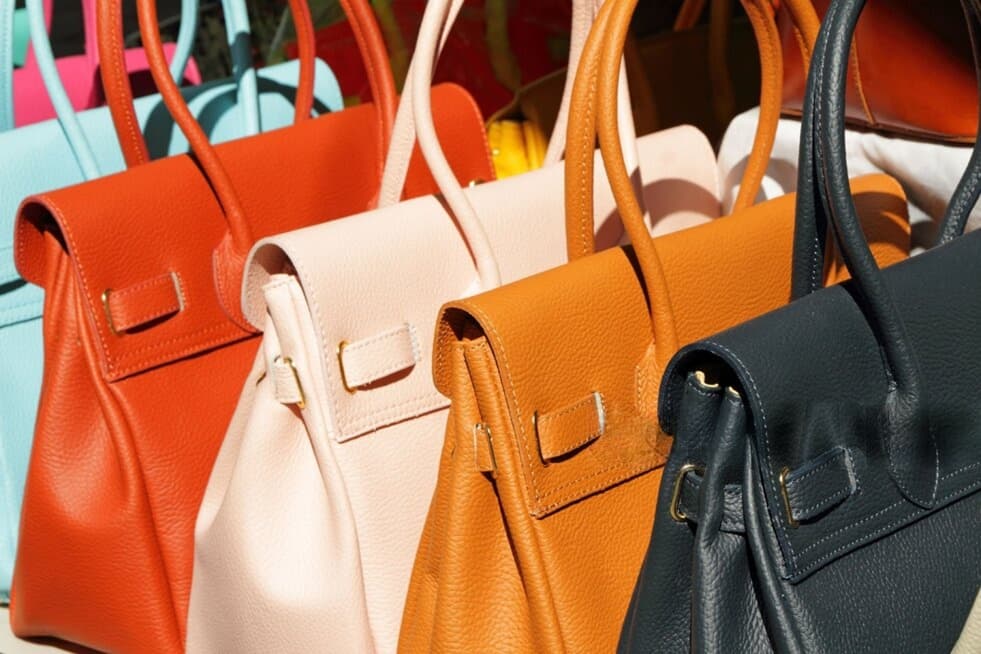 7 Best Waterproof Handbags for Women in India (2026) — Stylish + Rain-Friendly Picks